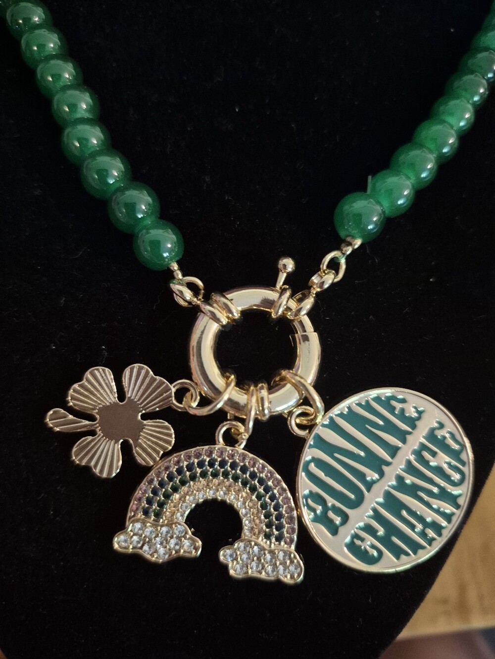 Green Beaded Pendant Necklace - Picture 2 of 4